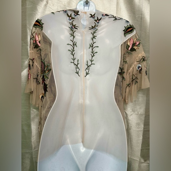 Zara embroidered mesh top - Picture 6 of 9